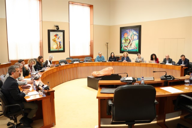 Acordos aprobados na reunión da Comisión 1ª, Institucional, de Administración Xeral, Xustiza e Interior, celebrada o 18 de marzo de 2026